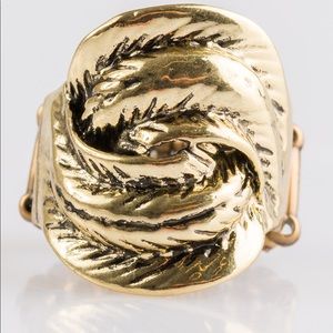 Feathers will fly ring